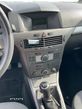 Opel Astra III GTC 1.9 CDTI - 12