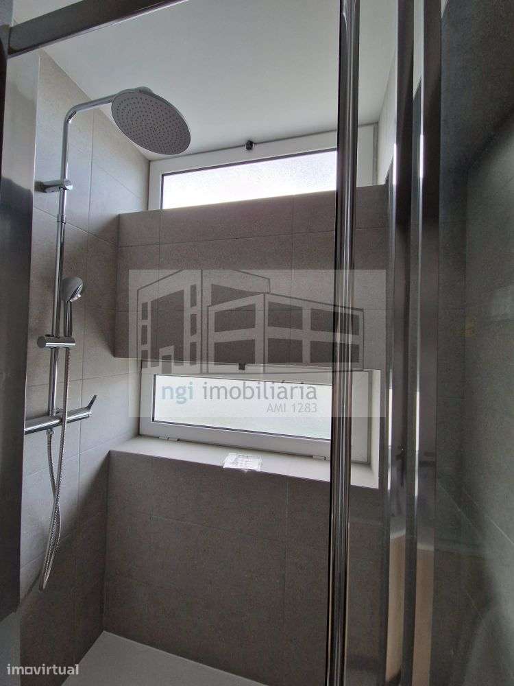 Apartamento T3 - Encarnação - Lisboa-18