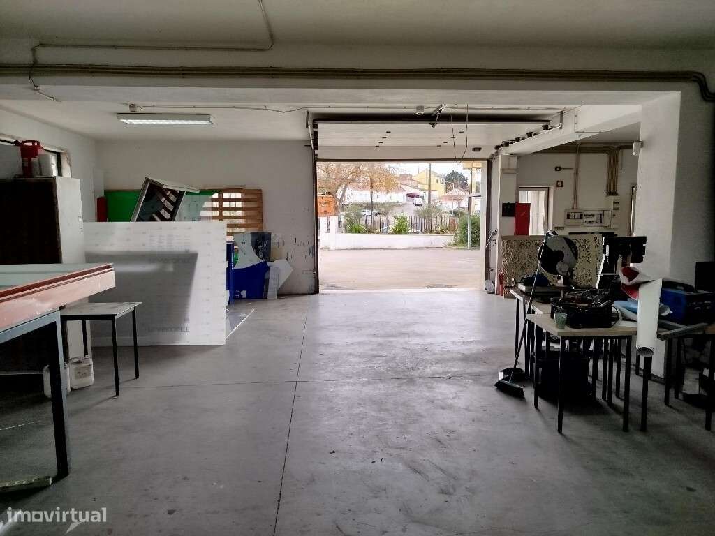 Armazém para arrendar em Pero Pinheiro - Sintra - Grande imagem: 5/9