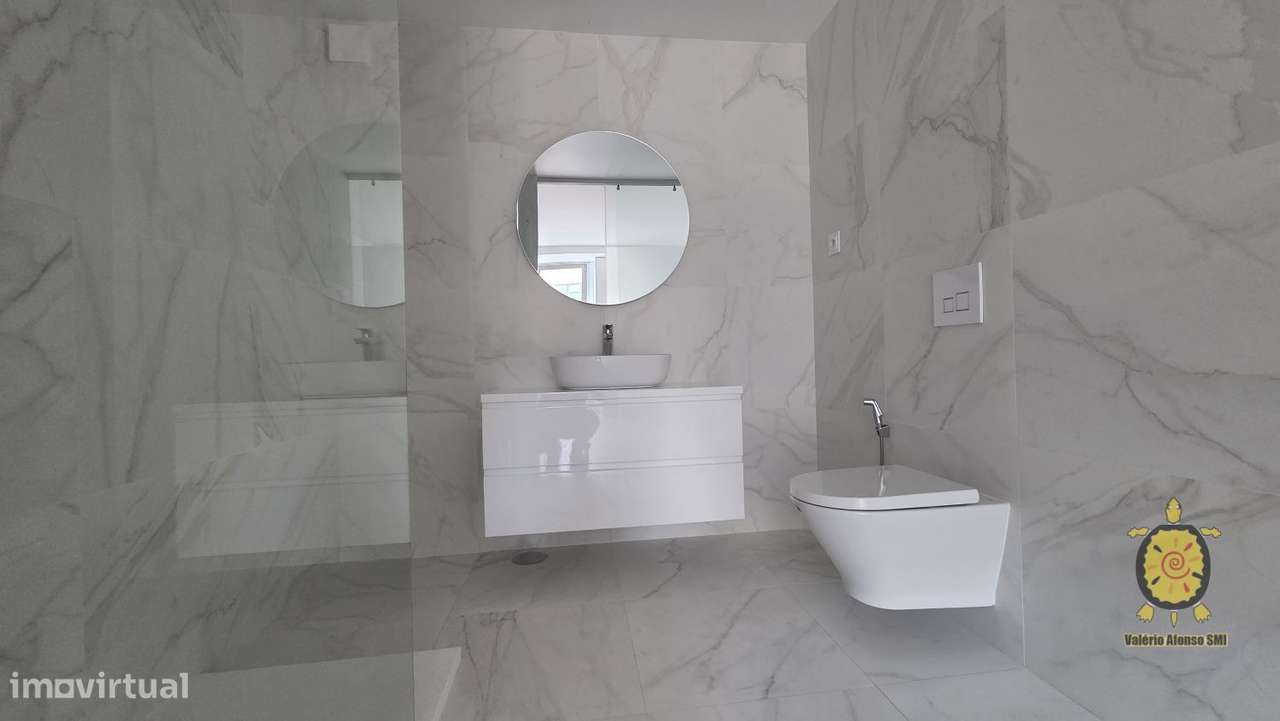 Apartamento T2 - junto ao mar - Praia da Barra - Grande imagem: 4/13