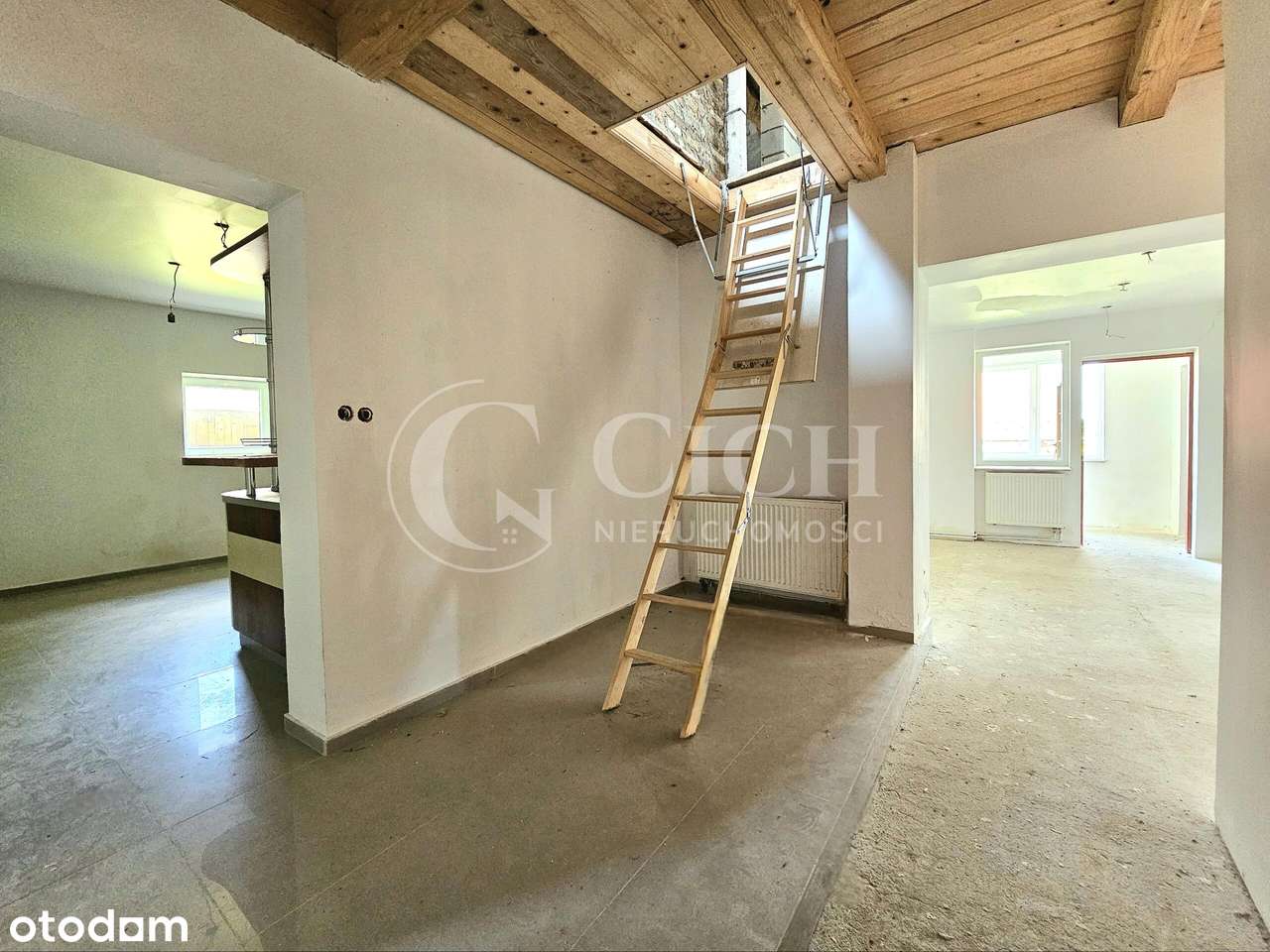 Dom z dużą działką w atrakcyjnej cenie.-11