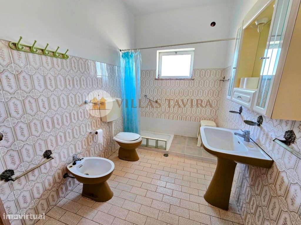 Moradia independente com terreno - Grande imagem: 4/50