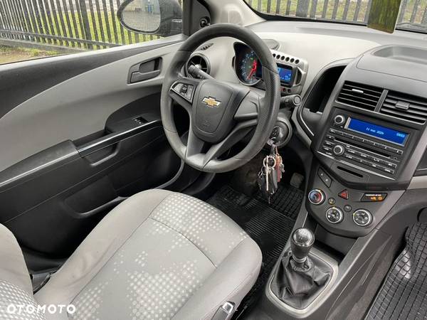 Chevrolet Aveo 1.2 LS - 14