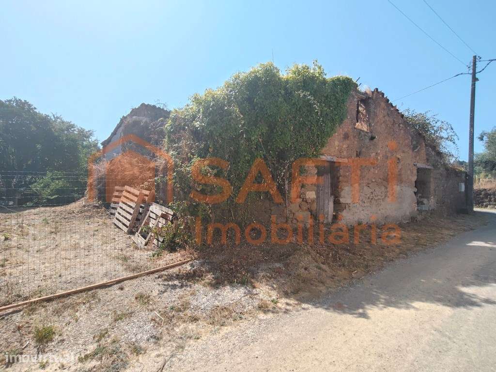 MORADIA T3 PARA RECONSTRUIR, COM 7.945 MT2 DE TERRENO, ANEXOS E ÁRV... - Grande imagem: 5/60