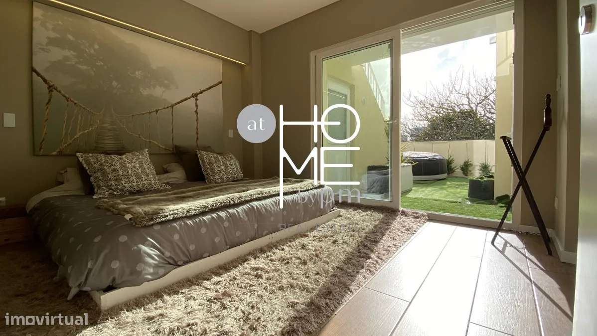 Caramão da Ajuda | Moradia T3 geminada única | Com garagem e terraço-14