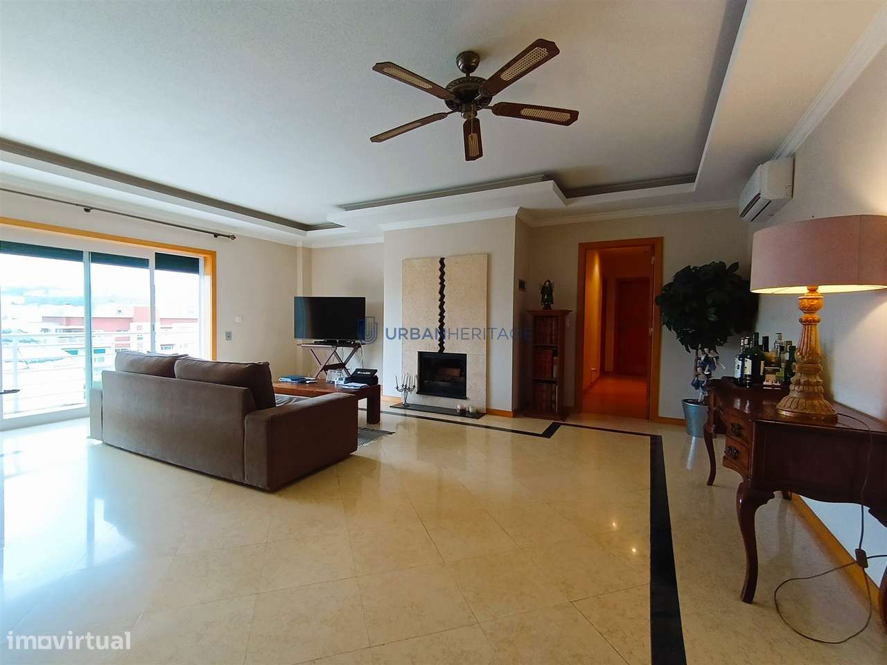 Apartamento T2 Venda em Carnaxide e Queijas,Oeiras-1