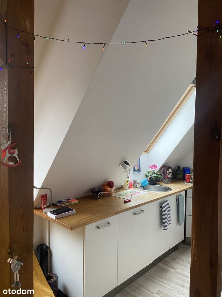 Klimatyczna kawalerka Wilda Bezpośrednio