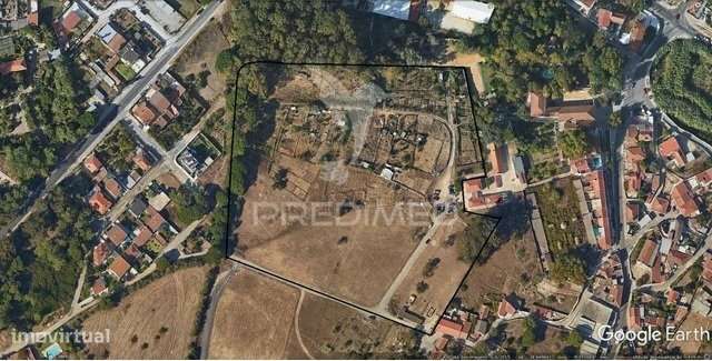 Terreno na Sobreda Caparica, perto de praias e de Lisboa. - Grande imagem: 2/23