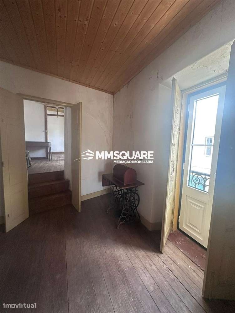 Moradia para Restaurar T5 Venda em Ourique,Ourique-25
