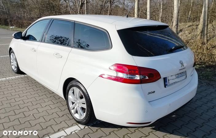 Peugeot 308 SW 1.6 BlueHDi Active S&S - 17