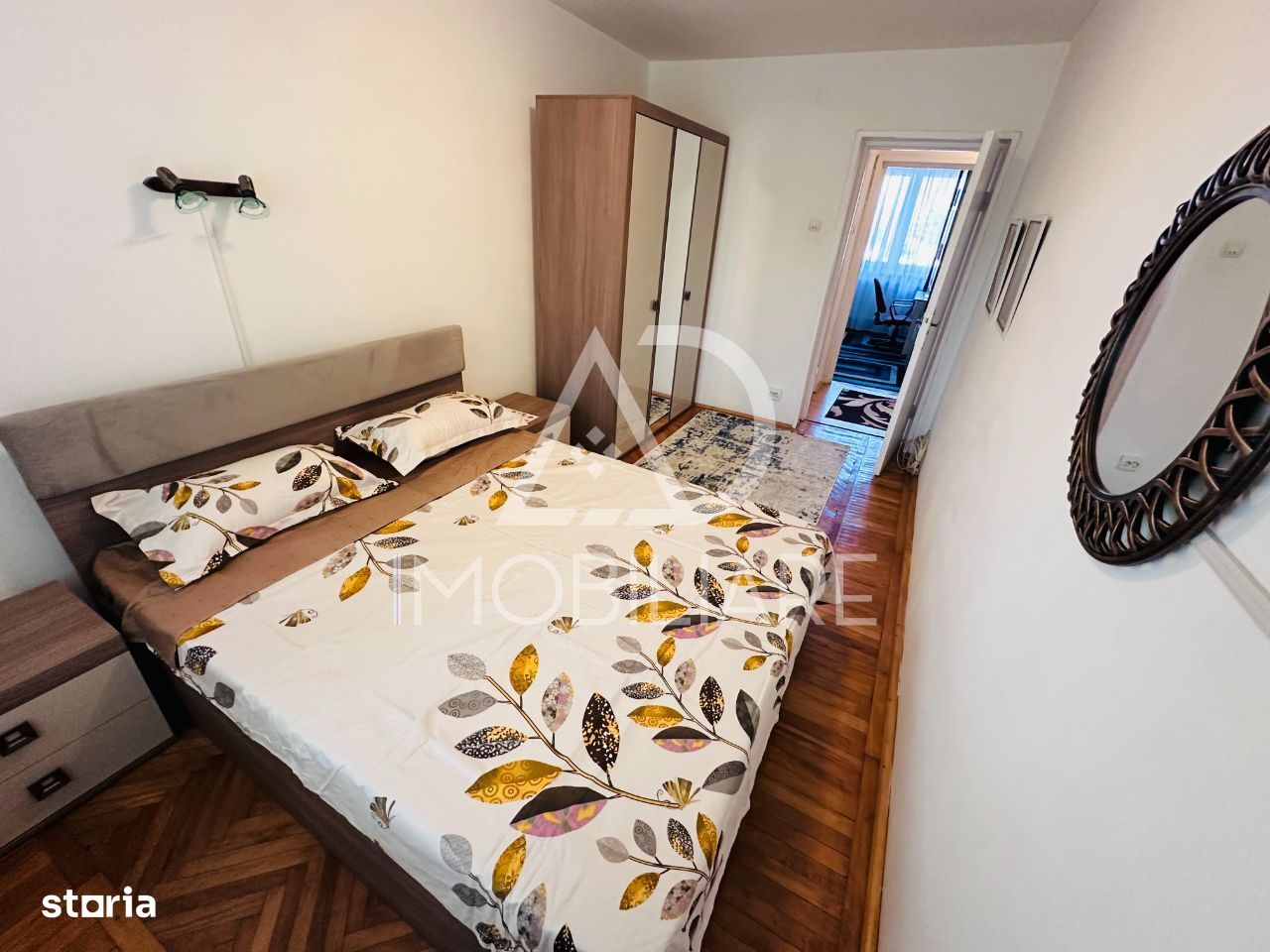 Închiriere apartament 3 camere / loc de parcare