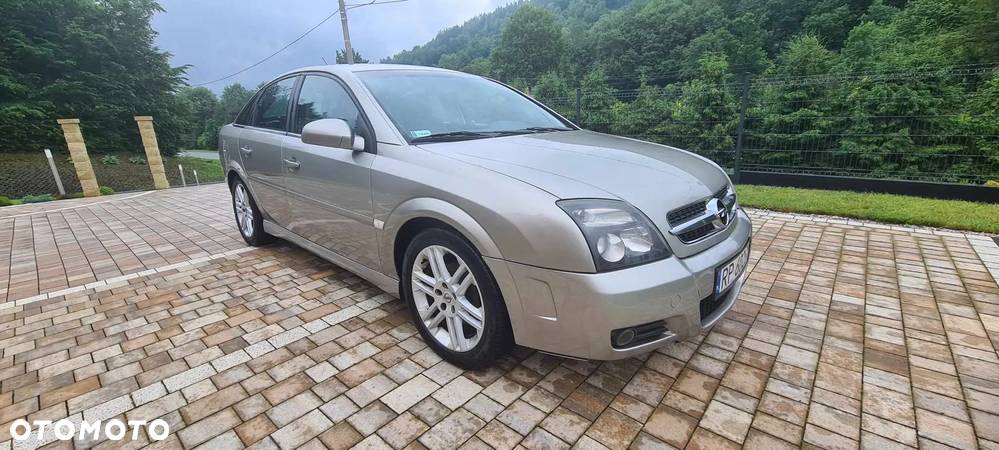 Opel Vectra GTS 2.2 DTI ActiveSelect - 1