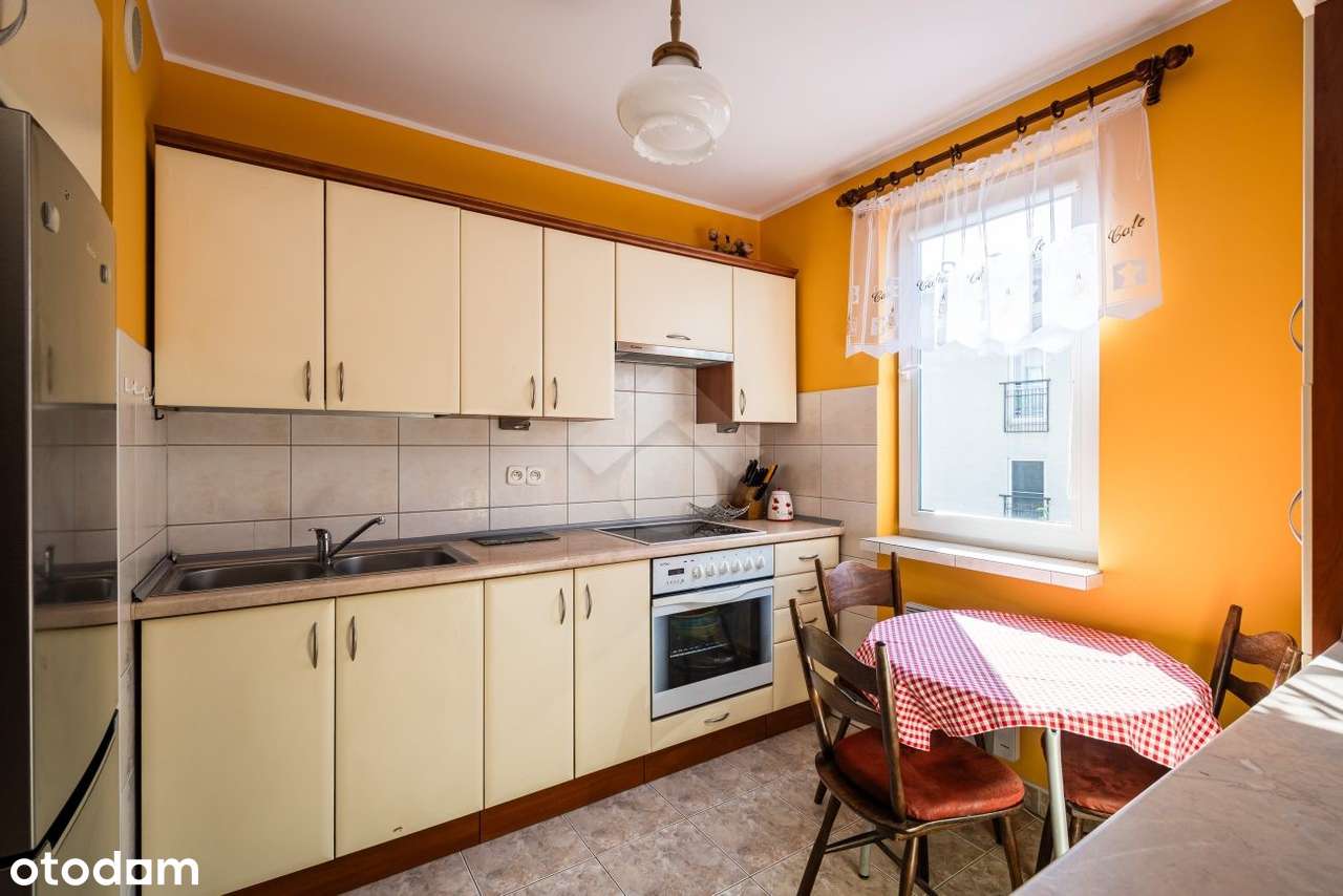 Kawalerka, balkon, m. postojowe, 11 735 zł/ m2, tramwaj, autobus-0