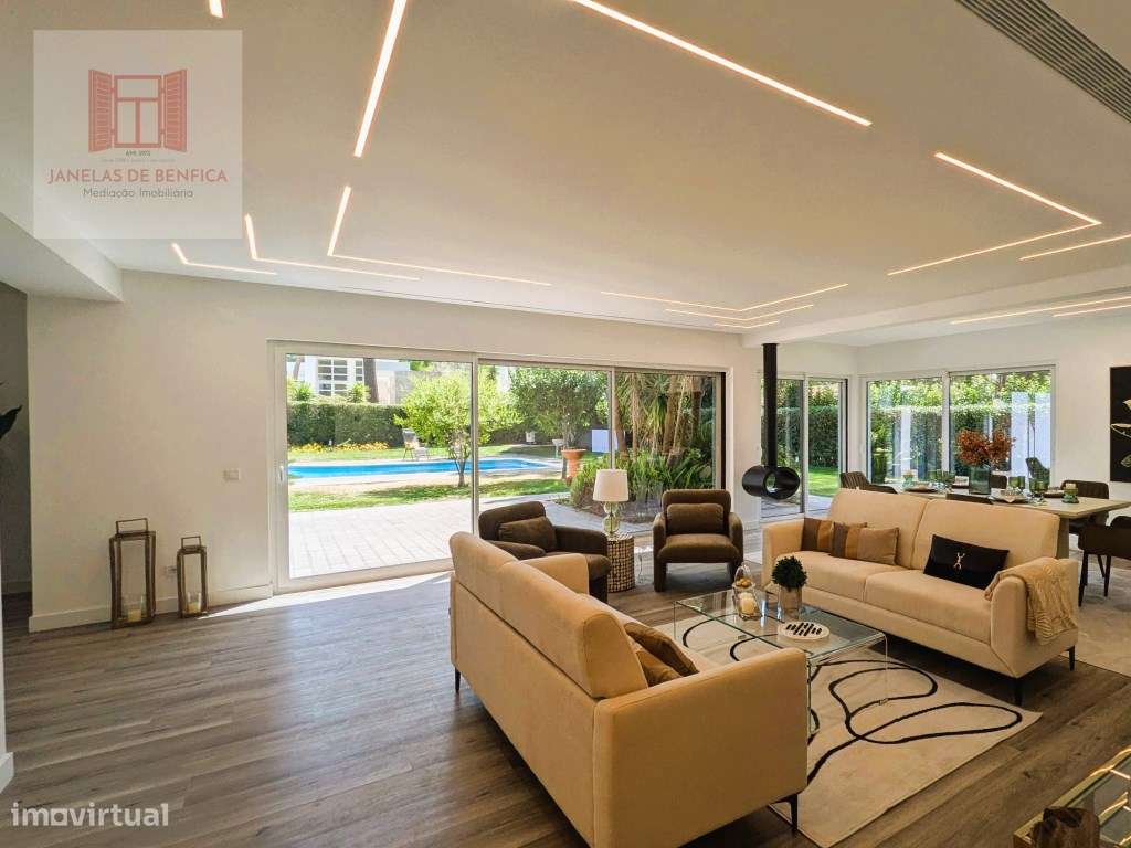 Herdade Aroeira, V4 c/ piscina e jardins-0