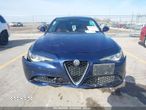 Alfa Romeo Giulia - 2