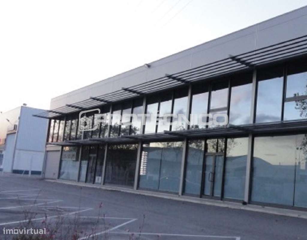 Armazém c/ 300m2 - Z. I. de Taboeira - Grande imagem: 3/11