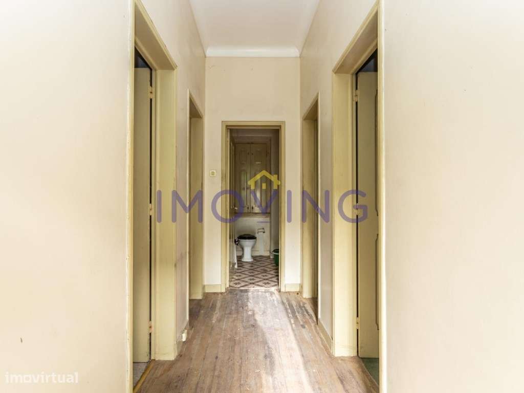 Prédio, moradia e garagens para Investimento-7