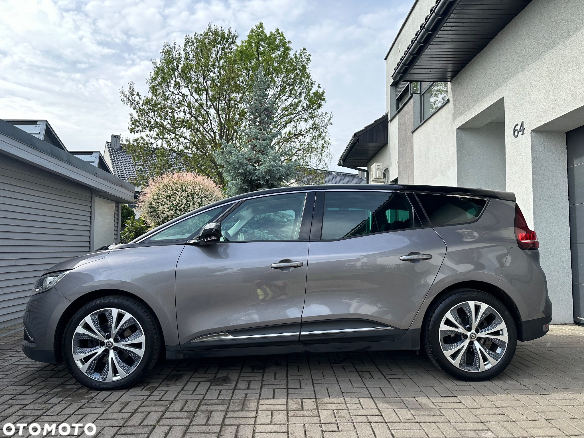 Renault Grand Scenic - 6