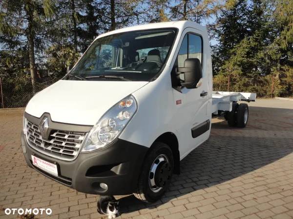 Renault Master - 1