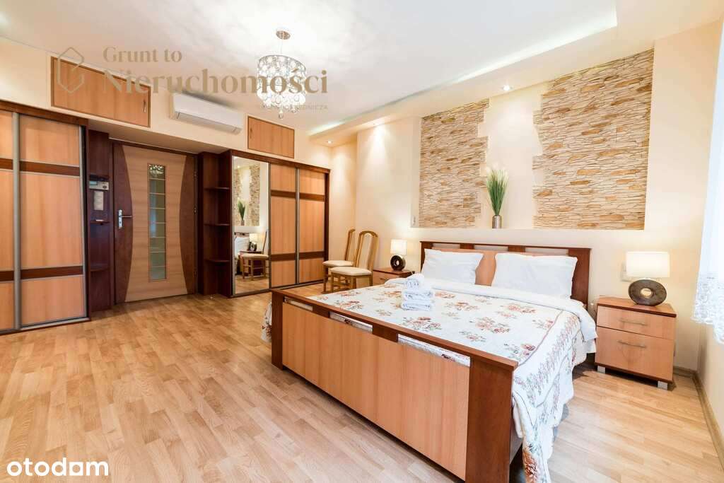 Przestronne duże mieszkanie | Kamienica