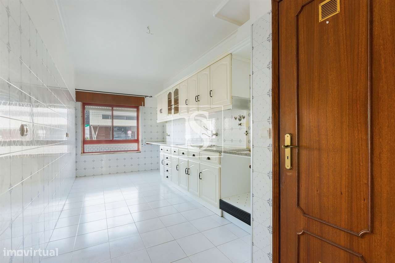 Apartamento T3 Venda em Alverca do Ribatejo e Sobralinho,Vila Franca d-0