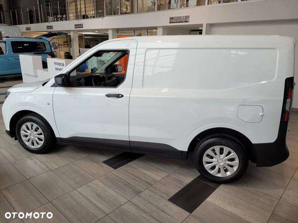 Ford Transit Courier - 6