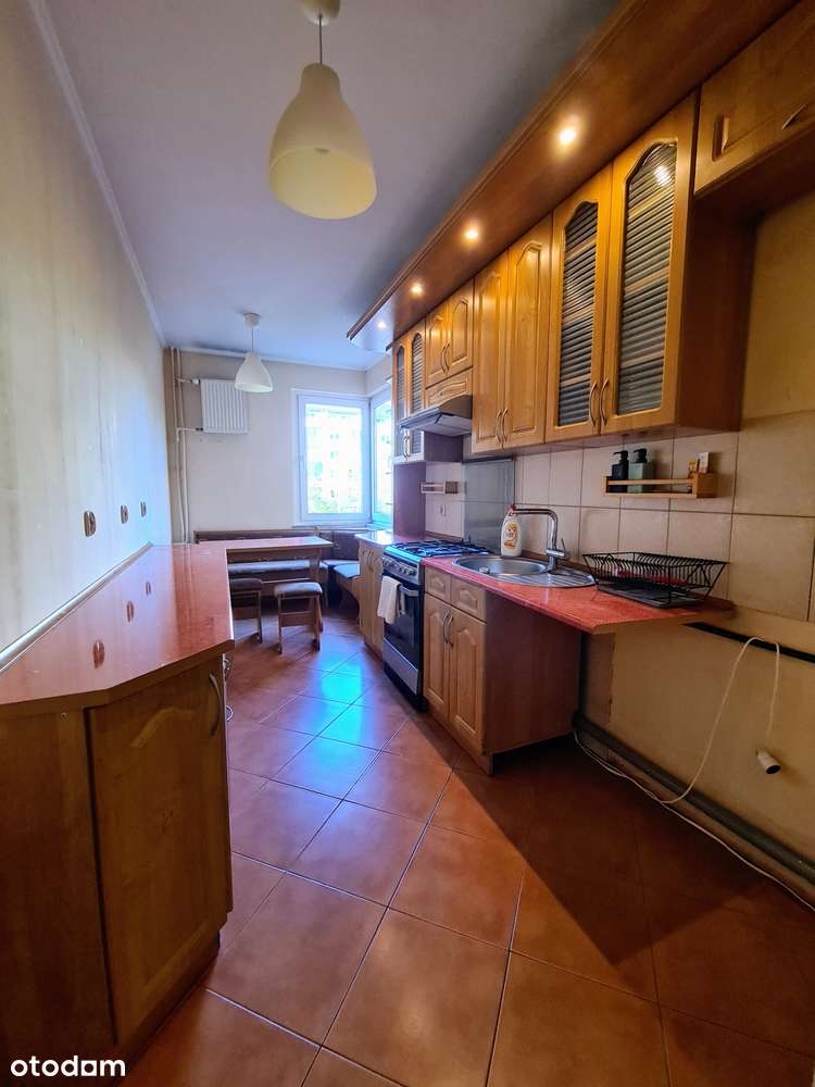 3-4 pokoje, blisko metra,  2 miejsca i duża komórka w cenie!-9