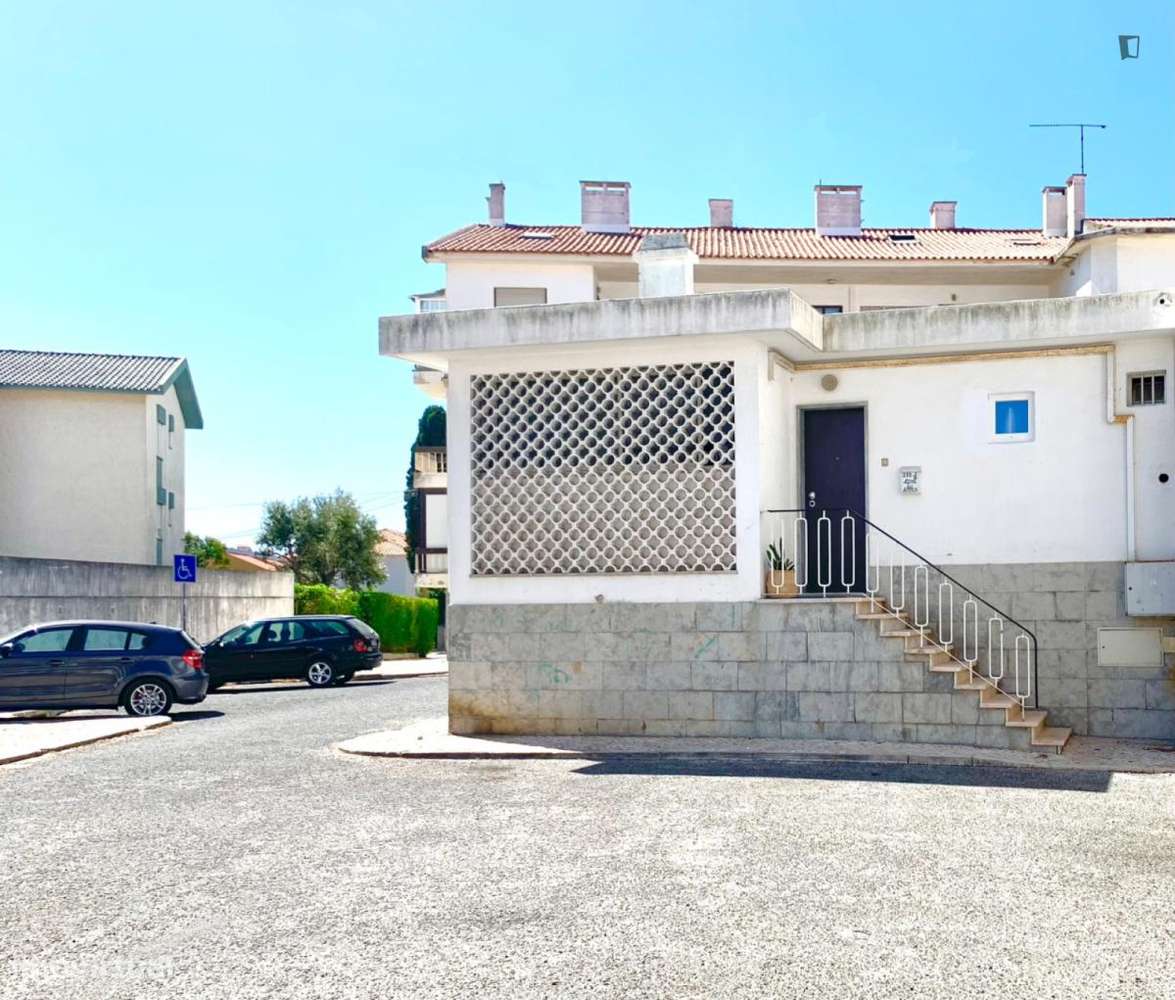 Apartamento com 1 quartos - localizado em Estoril Lisbon - Grande imagem: 2/7