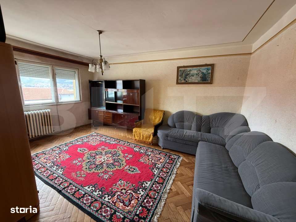 Apartament de vanzare cu 2 camere in Cugir, 49 mp+ pivnita. - Imagine principală: 1/8