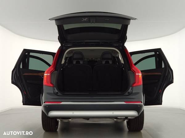 Volvo XC 90 - 12