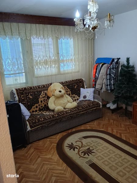 Vand apartament 3 camere, Slobozia