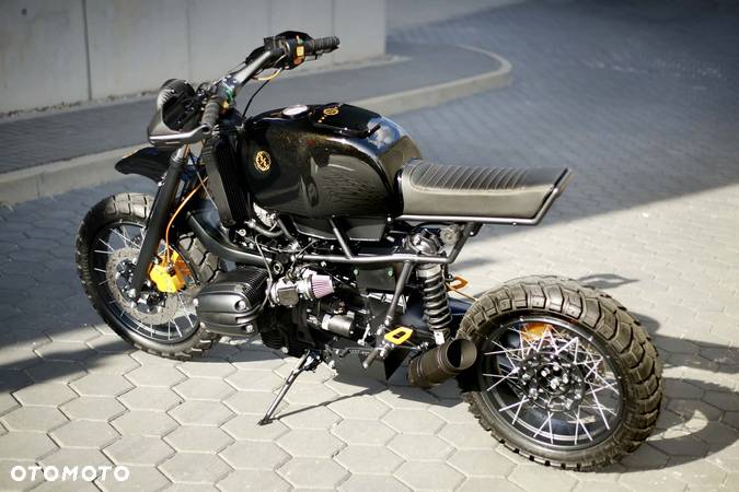 BMW R - 2