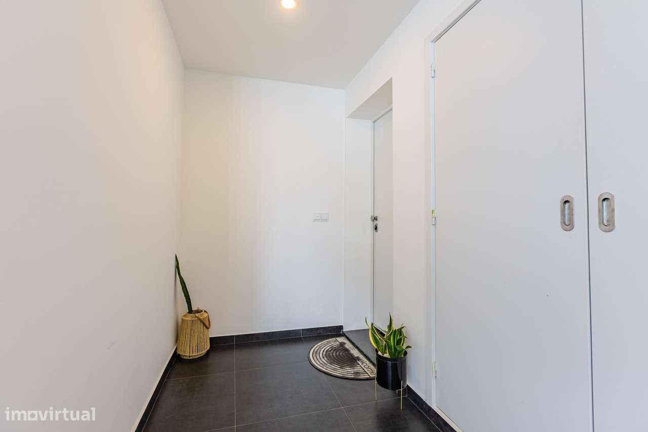 Apartamento Duplex T3 - São Vicente Ferreira.-6