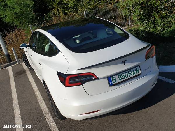 Tesla Model 3 - 21