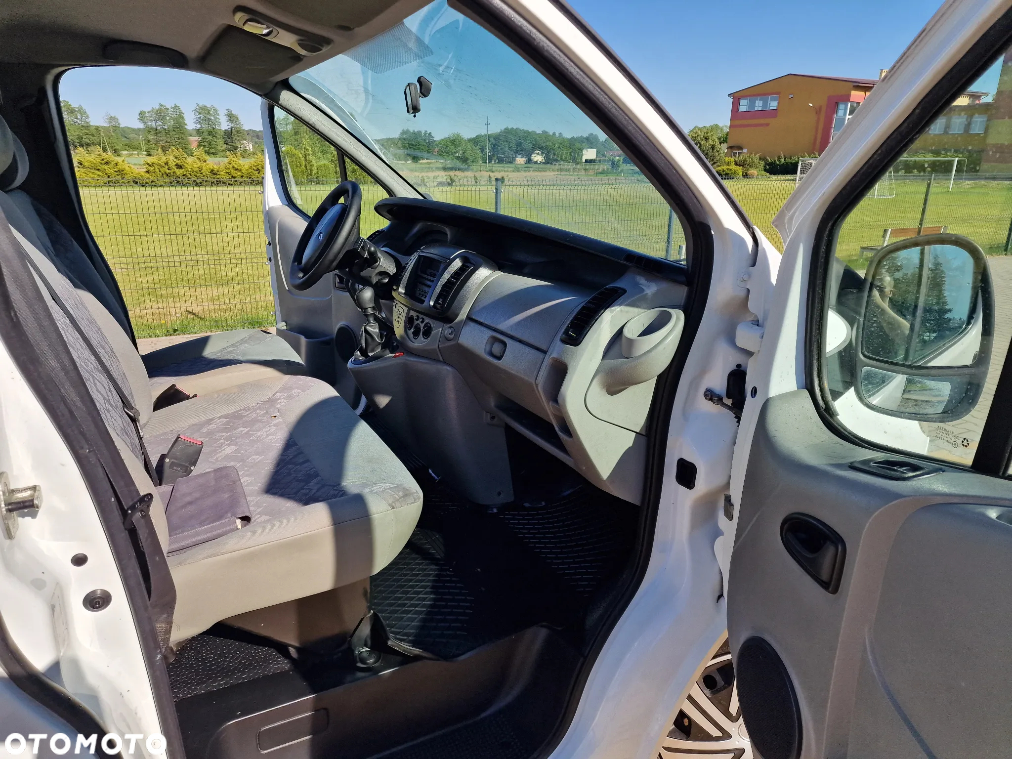 Renault Trafic - 13