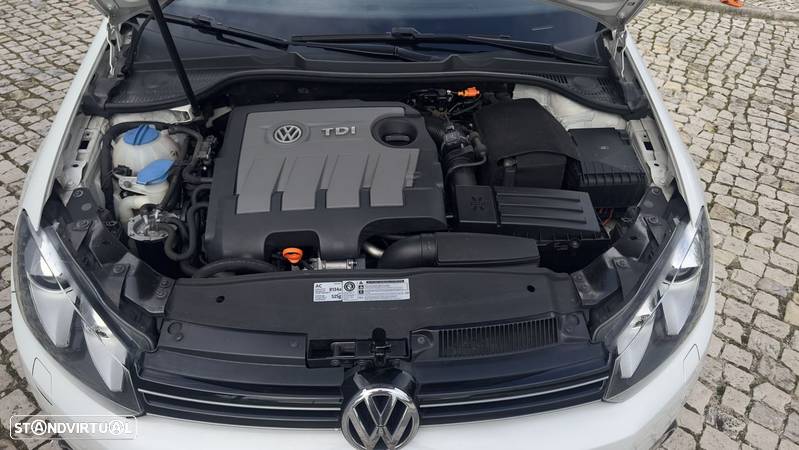 VW Golf 1.6 TDI BlueMotion Comfortline - 32