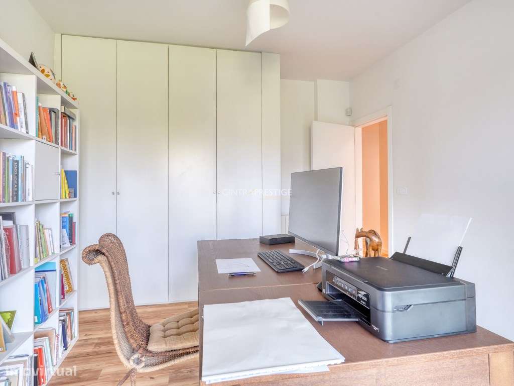 Moradia T5 Remodelada com Painéis Fotovoltaicos - Monte Santos, Sintra-22