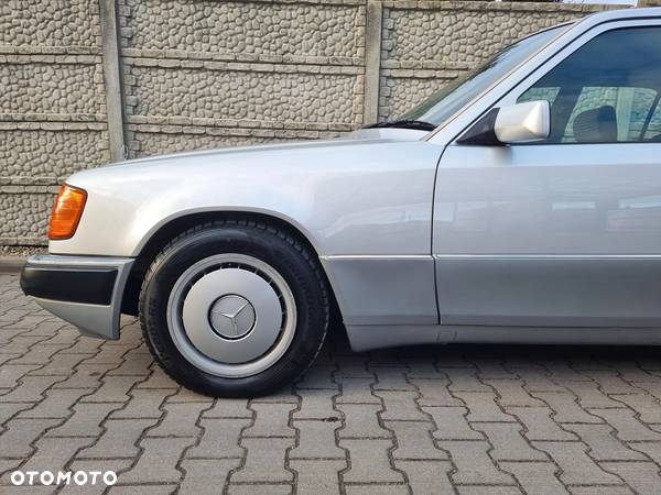 Mercedes-Benz W124 (1984-1993) - 31