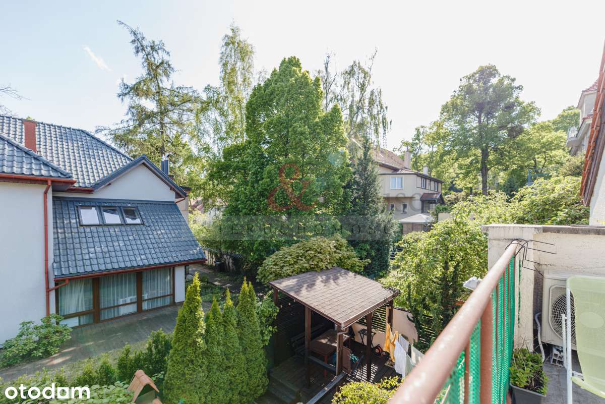 Odnowione, słoneczne 5 pokoi w kameralnym budynku-18