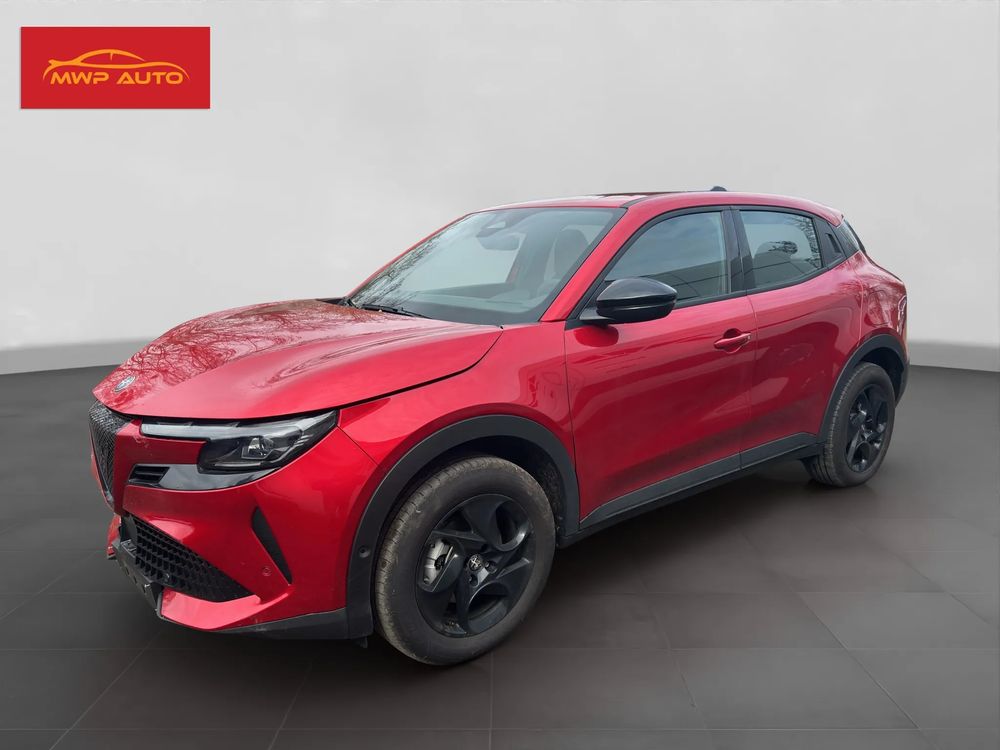 Alfa Romeo Junior 1.2 mHEV Ibrida eDCT 2025