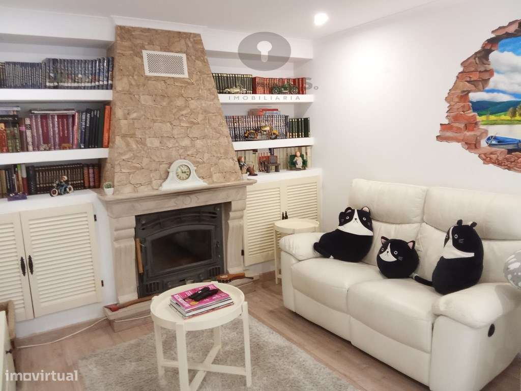 Moradia V3 / Quinta com Piscina-30