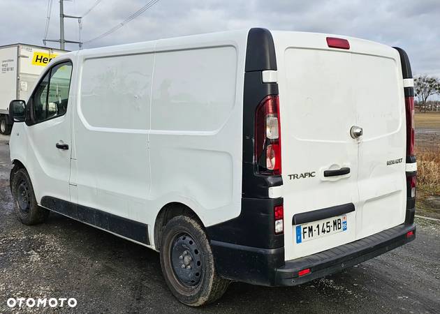 Renault TRAFIC - 1