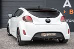 Hyundai Veloster - 9