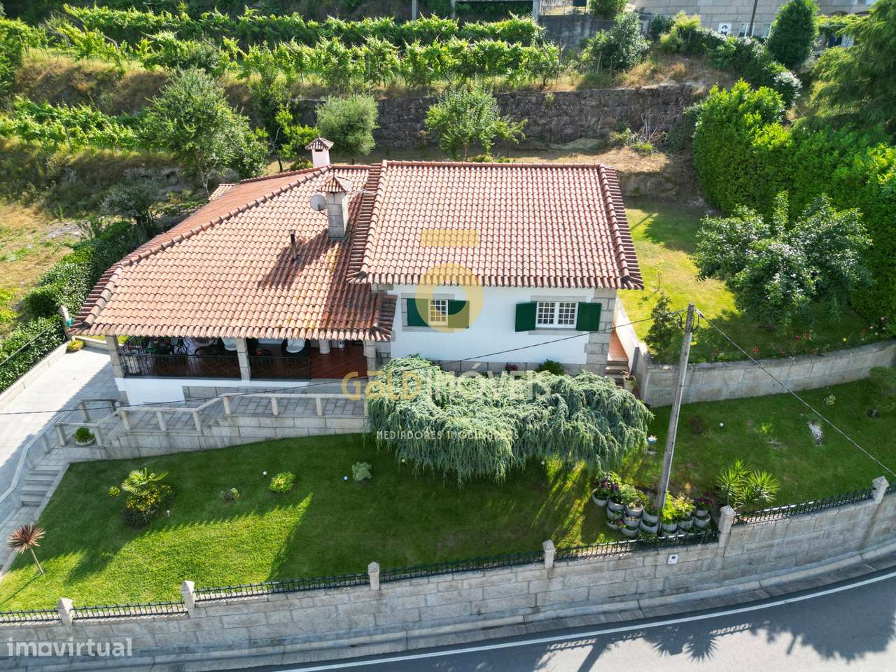 Moradia Isolada T3 em Pidre, Mancelos - Amarante-39