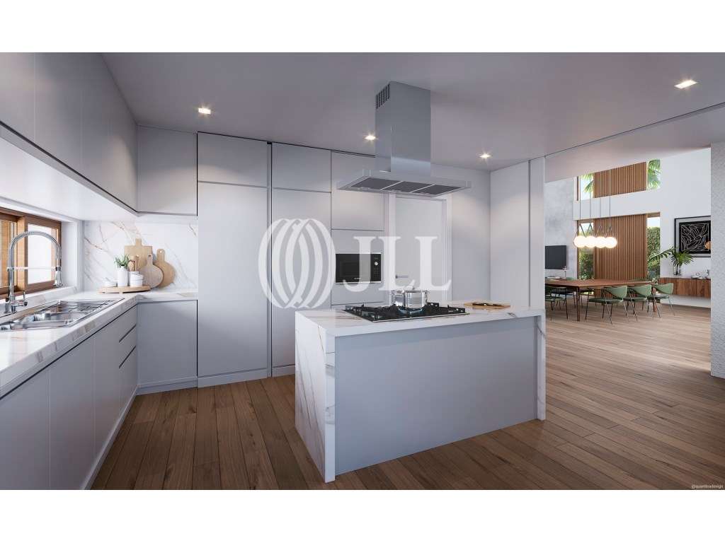 Moradia T4 com jardim e piscina no Estoril - Grande imagem: 4/39