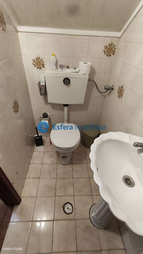 Moradia a 1 Km praia Miramar-8