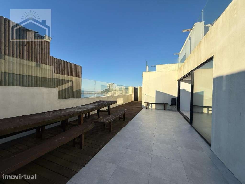 Moradia de Luxo Exclusiva em Apúlia-33