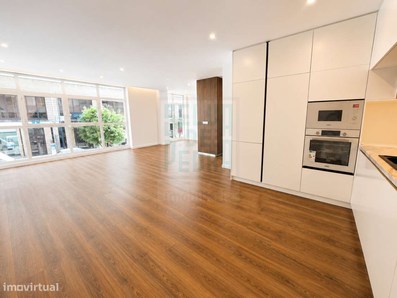 T2+1 Remodelado com 140m² em Paços de Ferreira-4