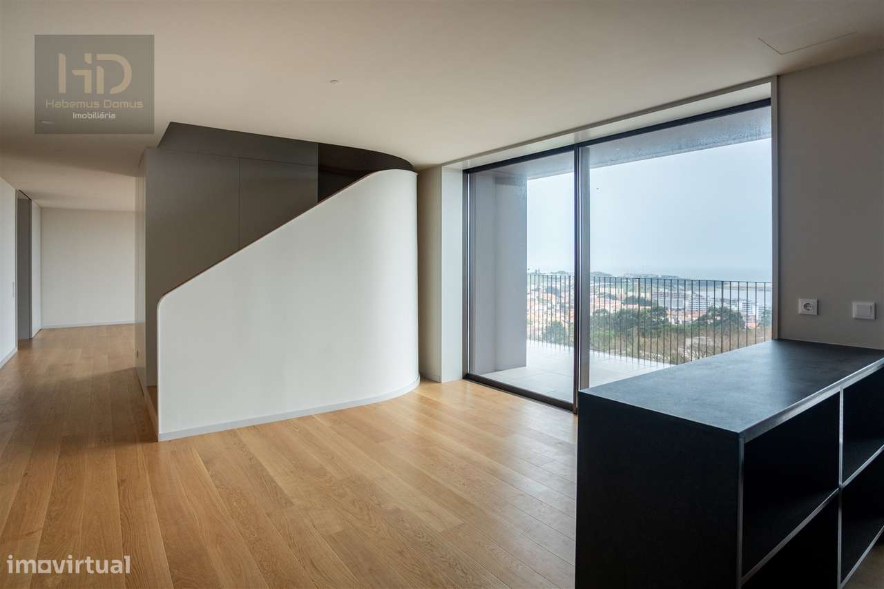 Cobertura Duplex T3 com Vista Mar e Rio-7