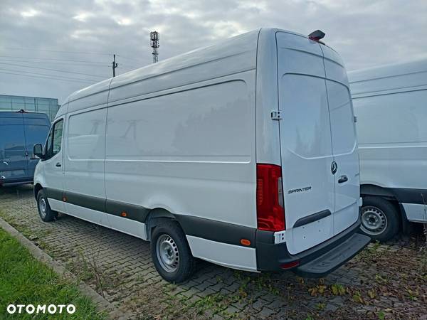 Mercedes-Benz Sprinter 317 CDI - 3